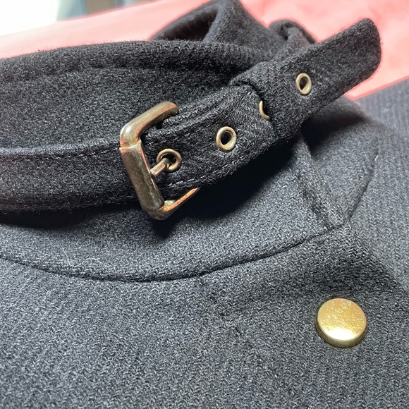 Zara coat with buckles - Picture 3 of 12